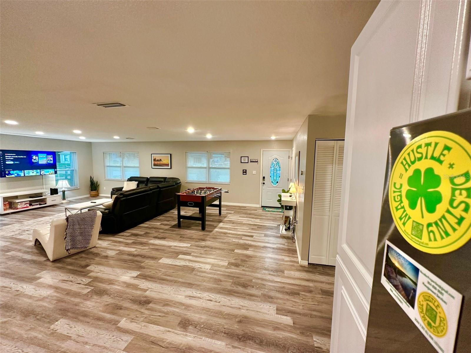 1987 Mosswood, Melbourne, FL 32935