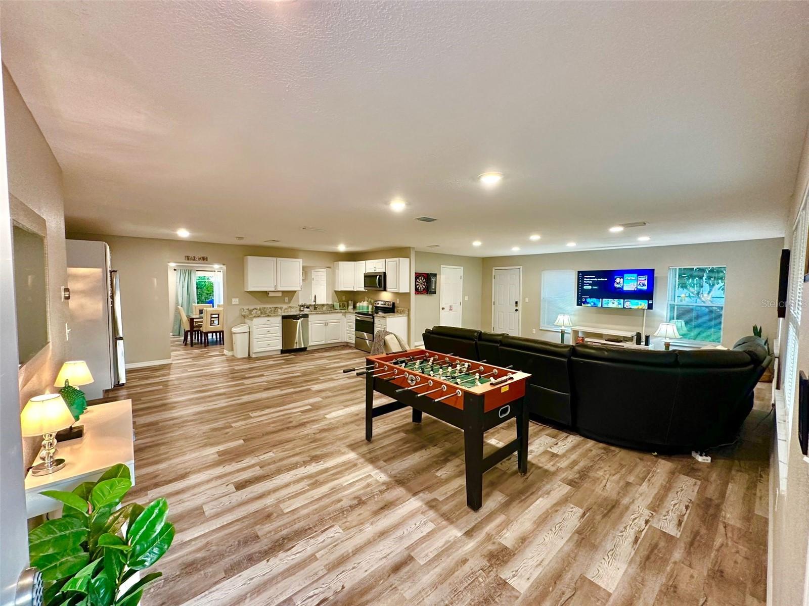 1987 Mosswood, Melbourne, FL 32935