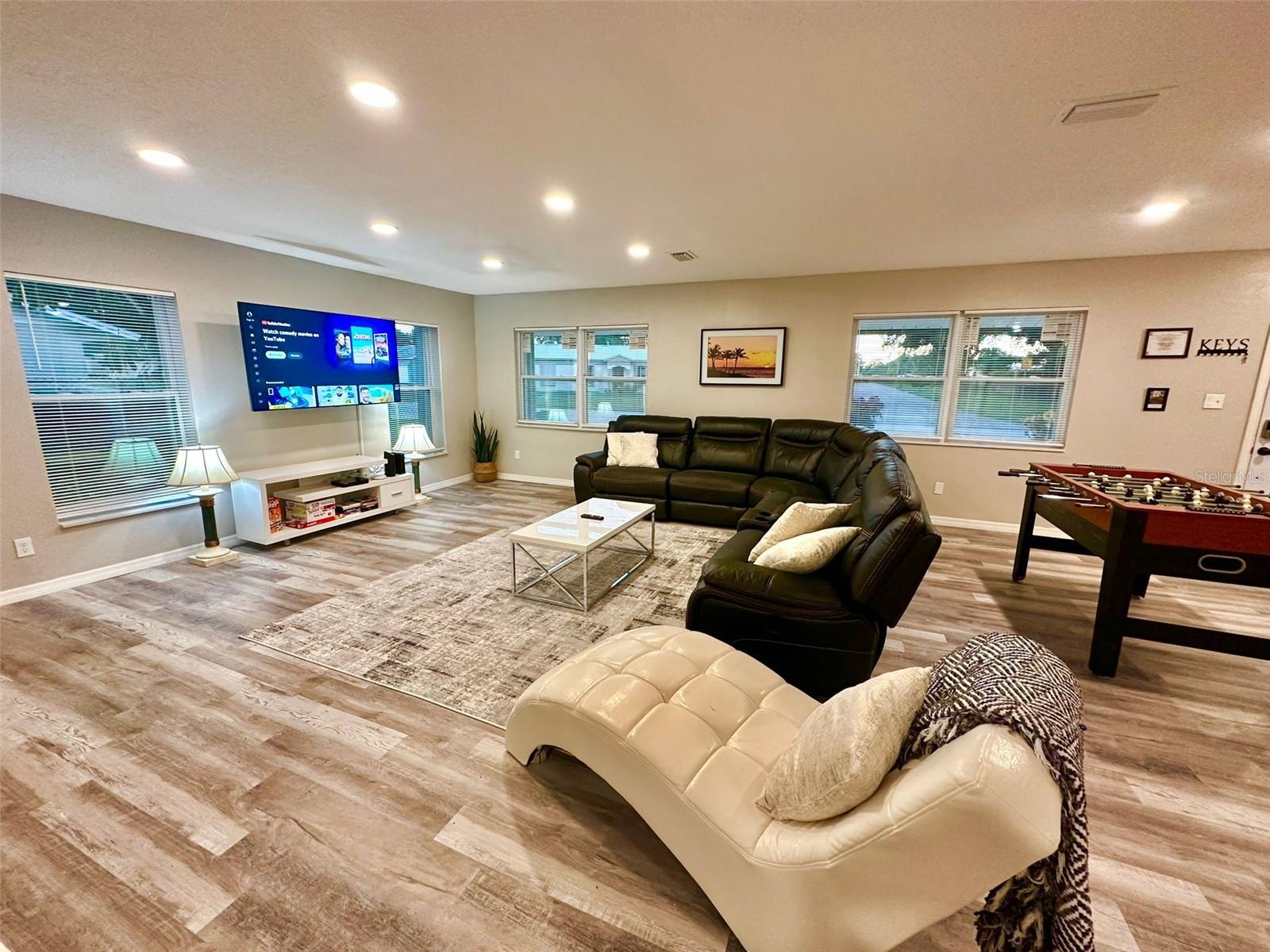 1987 Mosswood, Melbourne, FL 32935