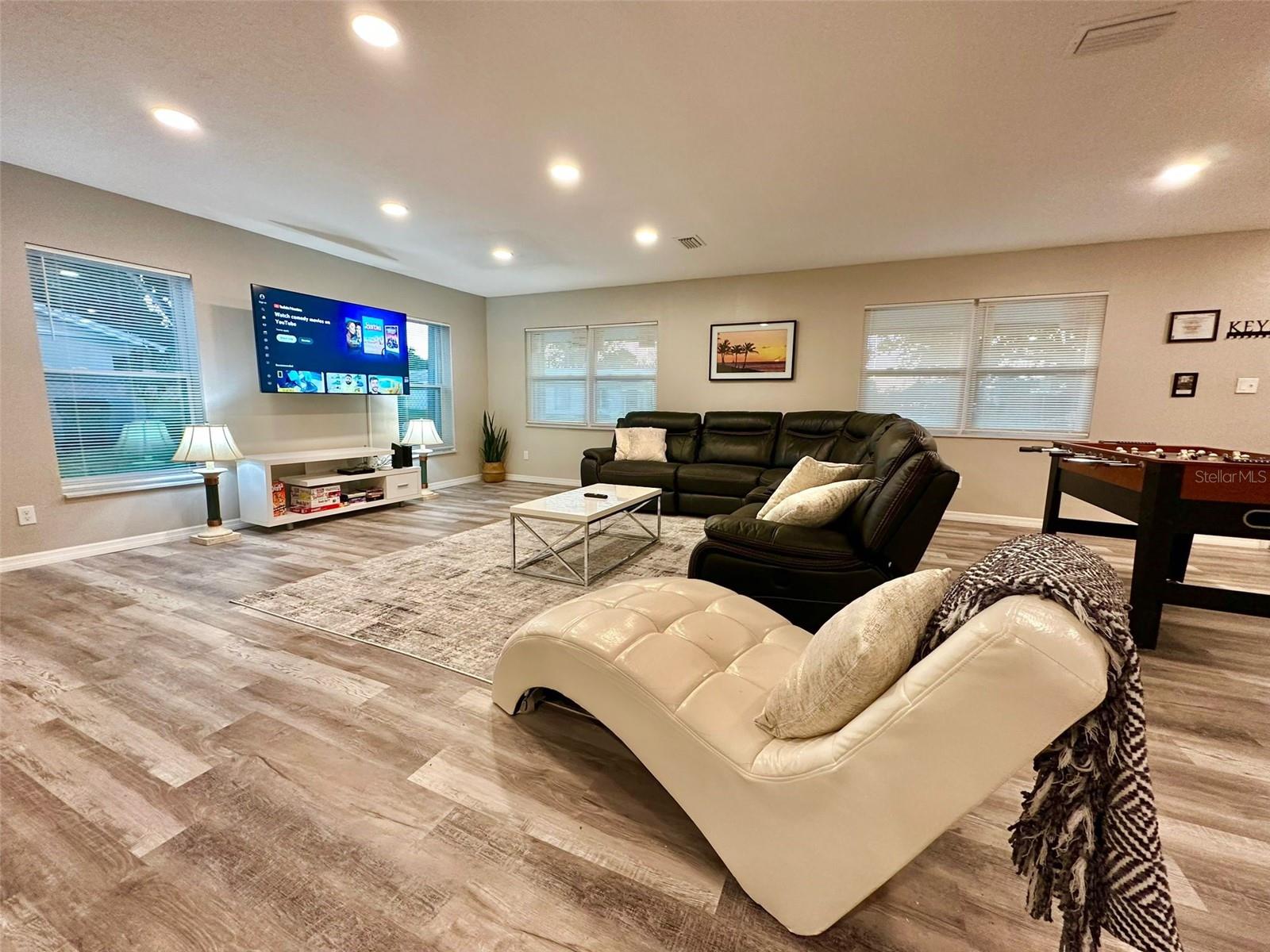 1987 Mosswood, Melbourne, FL 32935