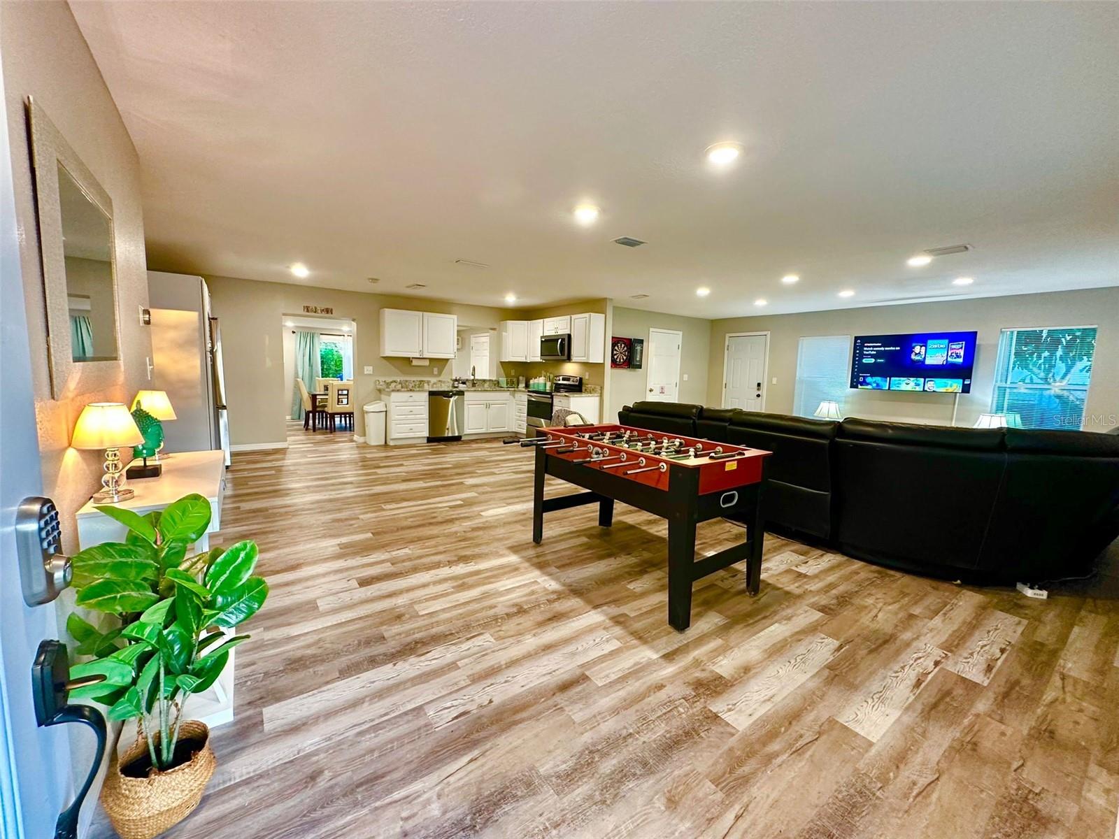 1987 Mosswood, Melbourne, FL 32935