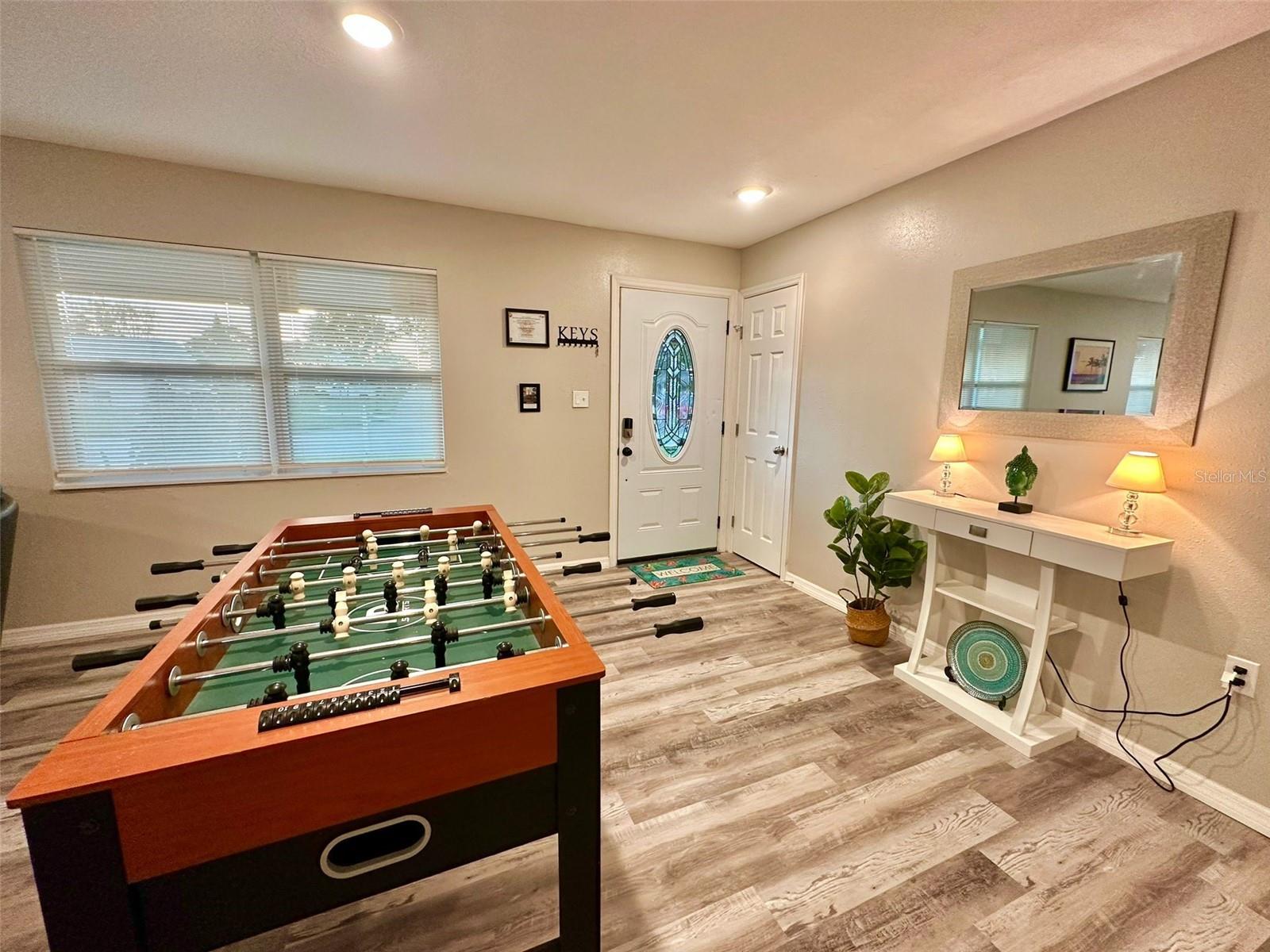1987 Mosswood, Melbourne, FL 32935