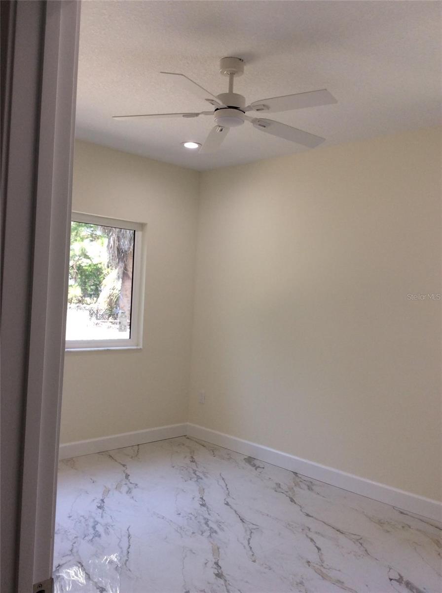 2812 Durham, Tampa, FL 33605