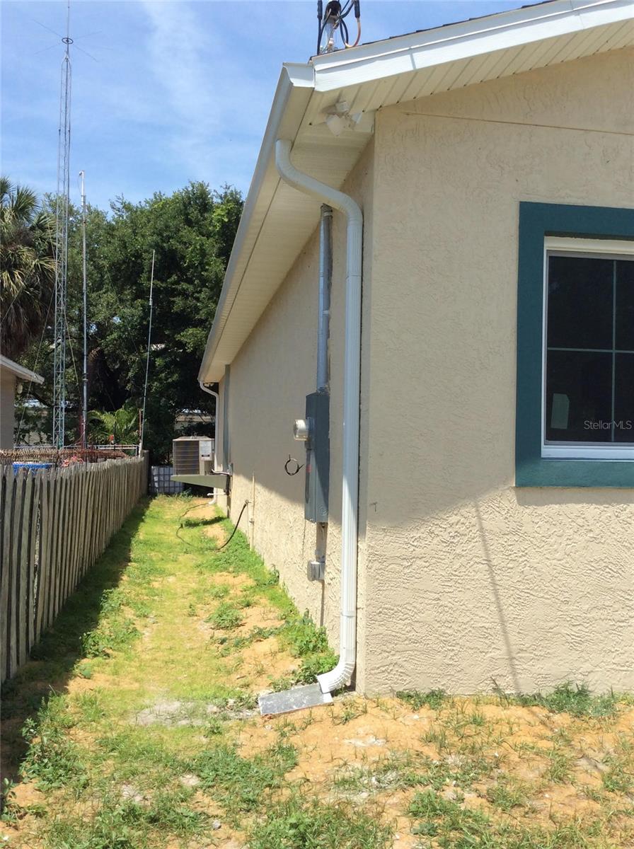 2812 Durham, Tampa, FL 33605