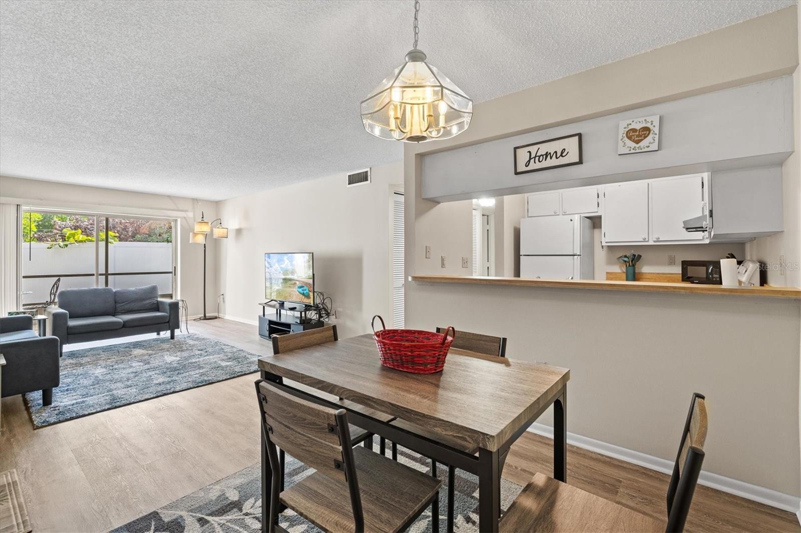 3275 Beneva Unit 104, Sarasota, FL 34232