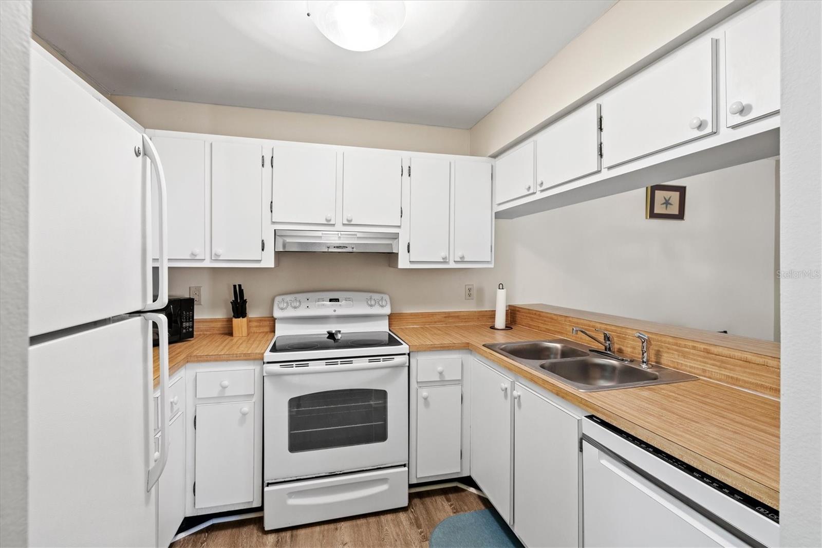 3275 Beneva Unit 104, Sarasota, FL 34232