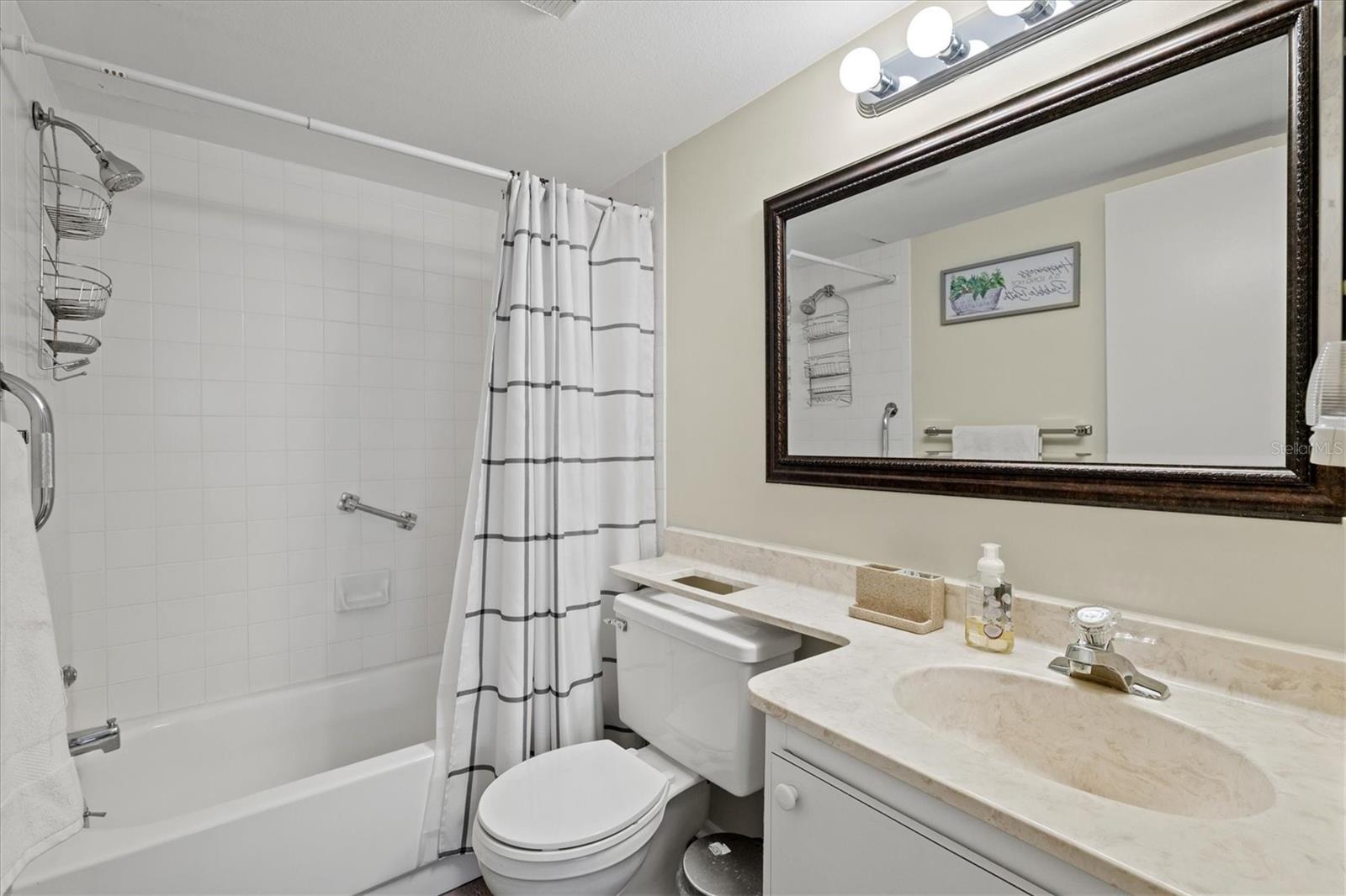 3275 Beneva Unit 104, Sarasota, FL 34232