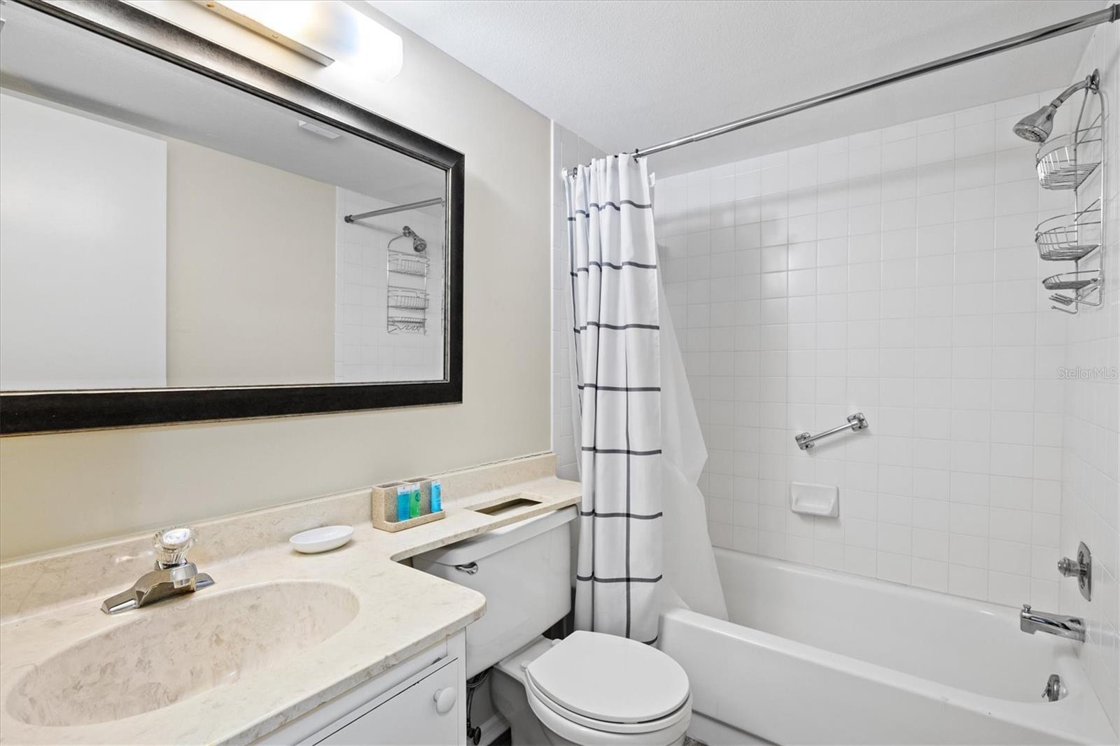 3275 Beneva Unit 104, Sarasota, FL 34232