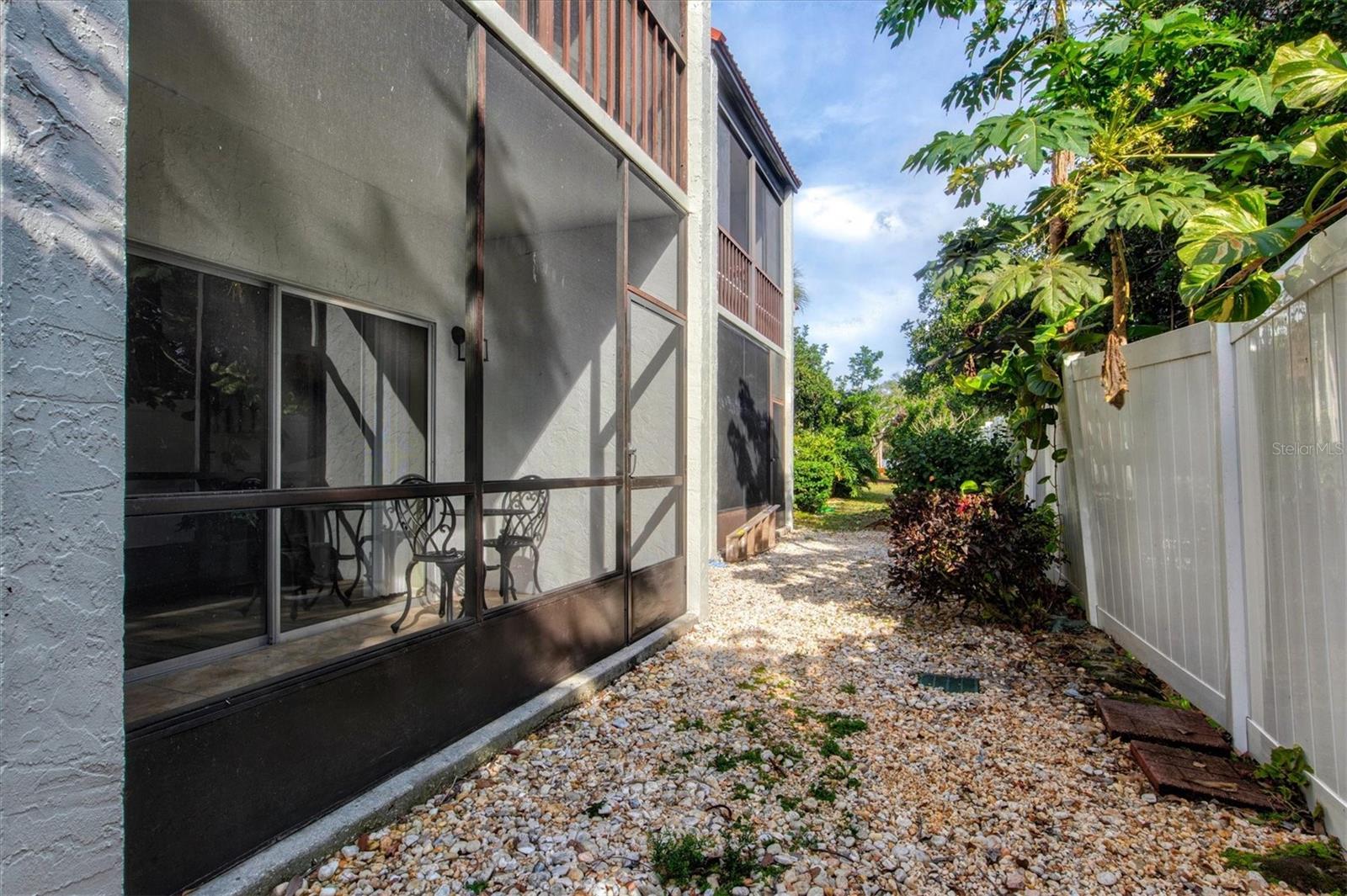 3275 Beneva Unit 104, Sarasota, FL 34232