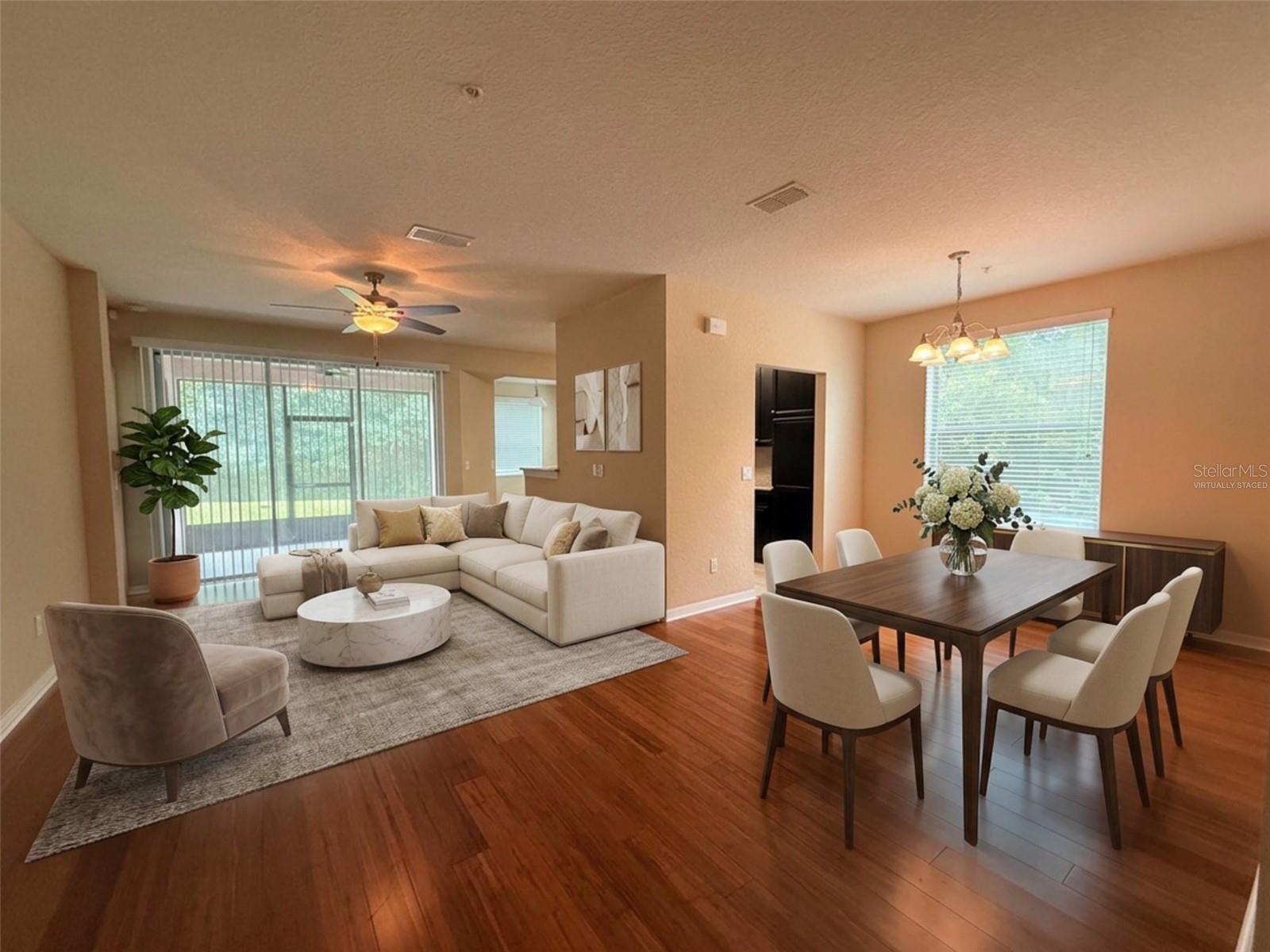 8363 Bella Tierra Ct, Davenport, FL 33896