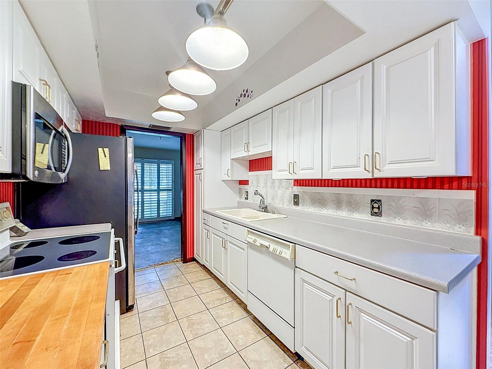 18202 Oakdale Rd, Odessa, FL 33556