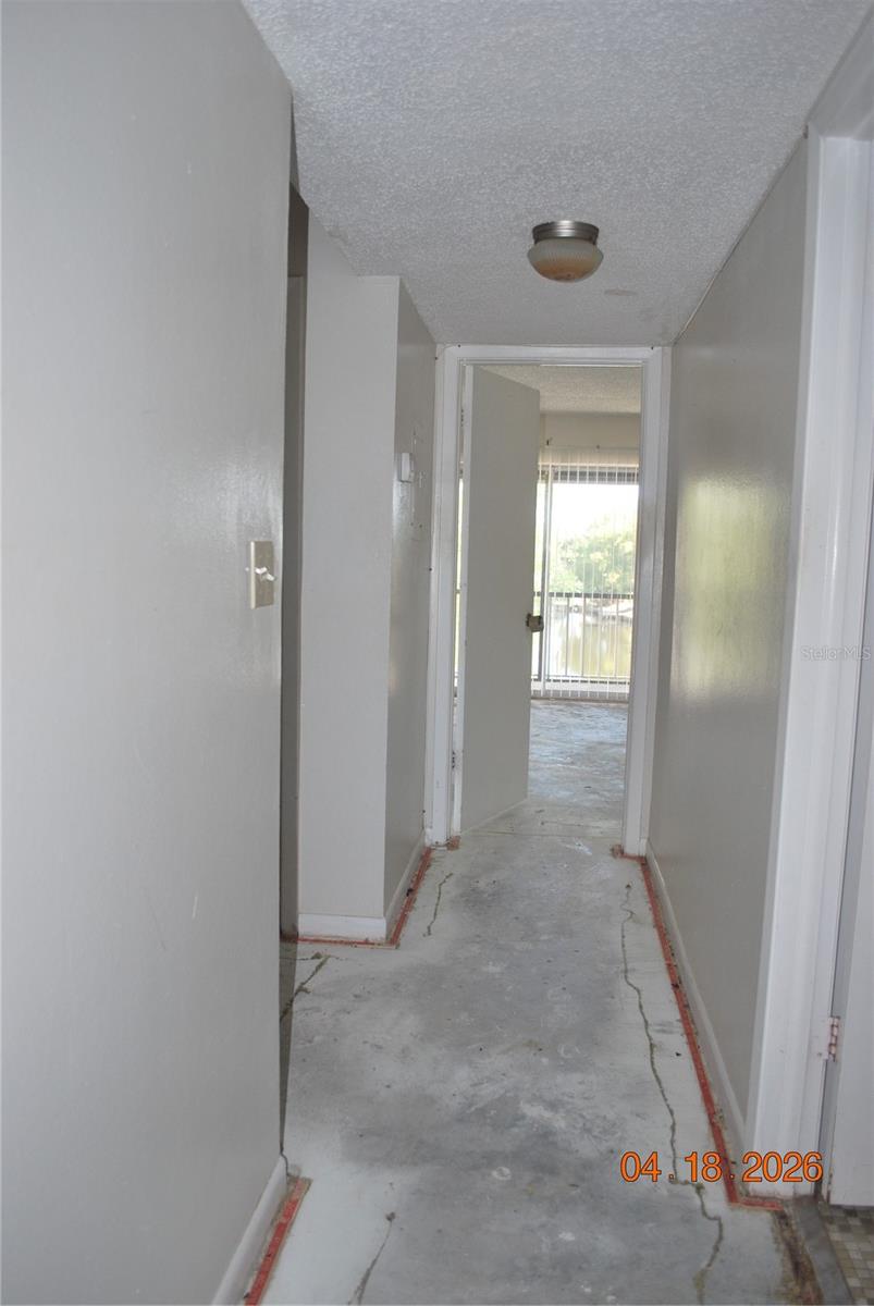 9201 Tudor Unit C215, Tampa, FL 33615