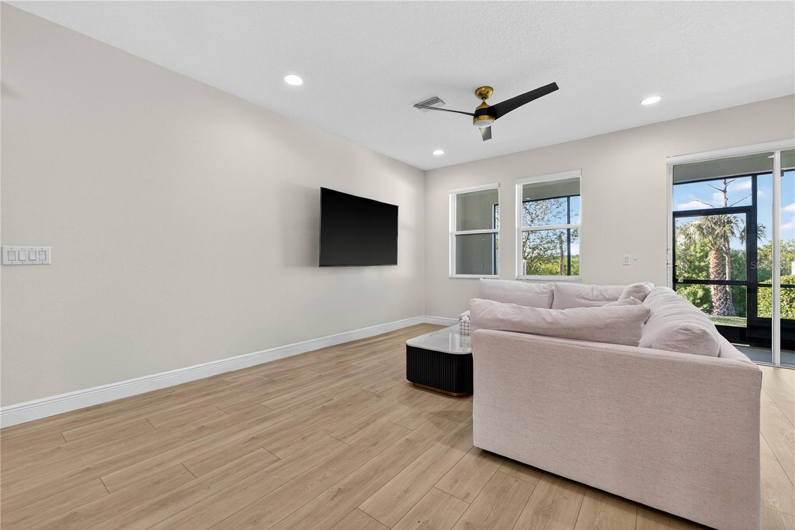 8128 Muddy Pines, Tampa, FL 33635