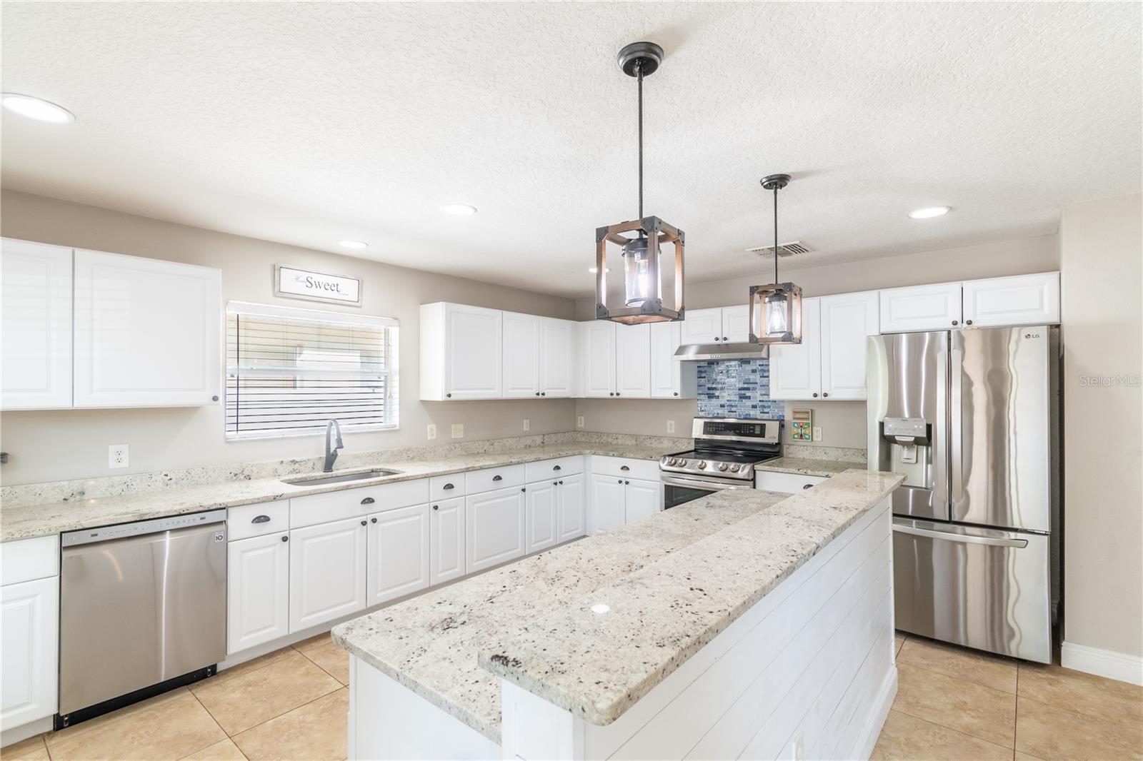 5049 Gandross, Mount Dora, FL 32757