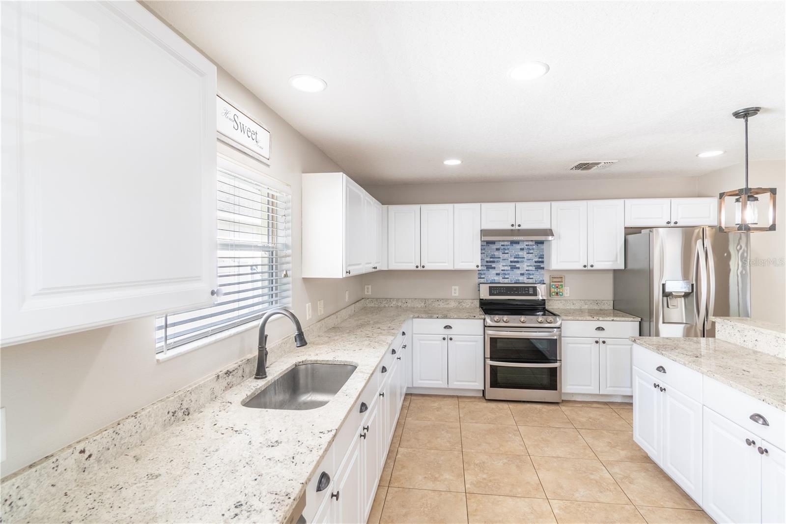 5049 Gandross, Mount Dora, FL 32757