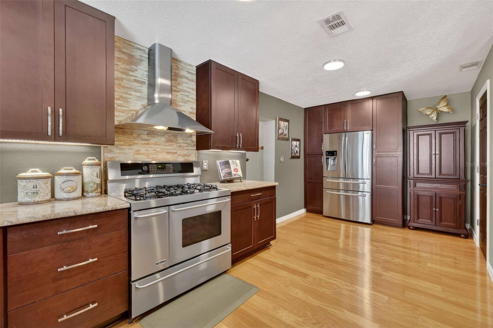 32739 Lake Eustis, Tavares, FL 32778