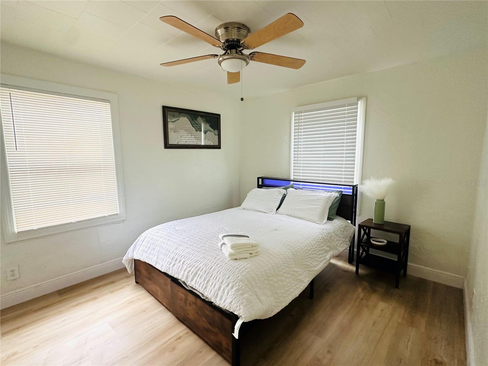 4811 Emerson, St Petersburg, FL 33711