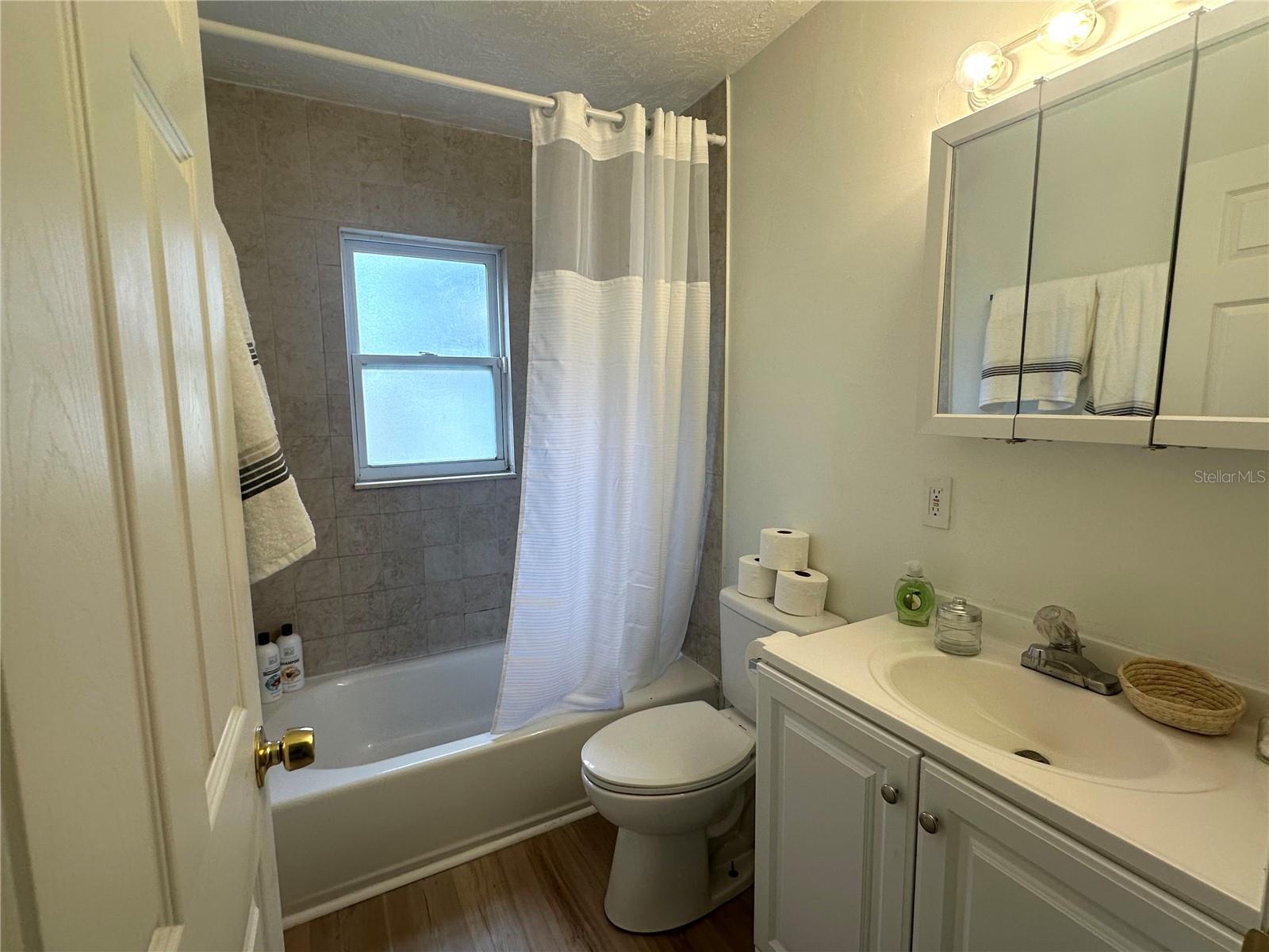 4811 Emerson, St Petersburg, FL 33711