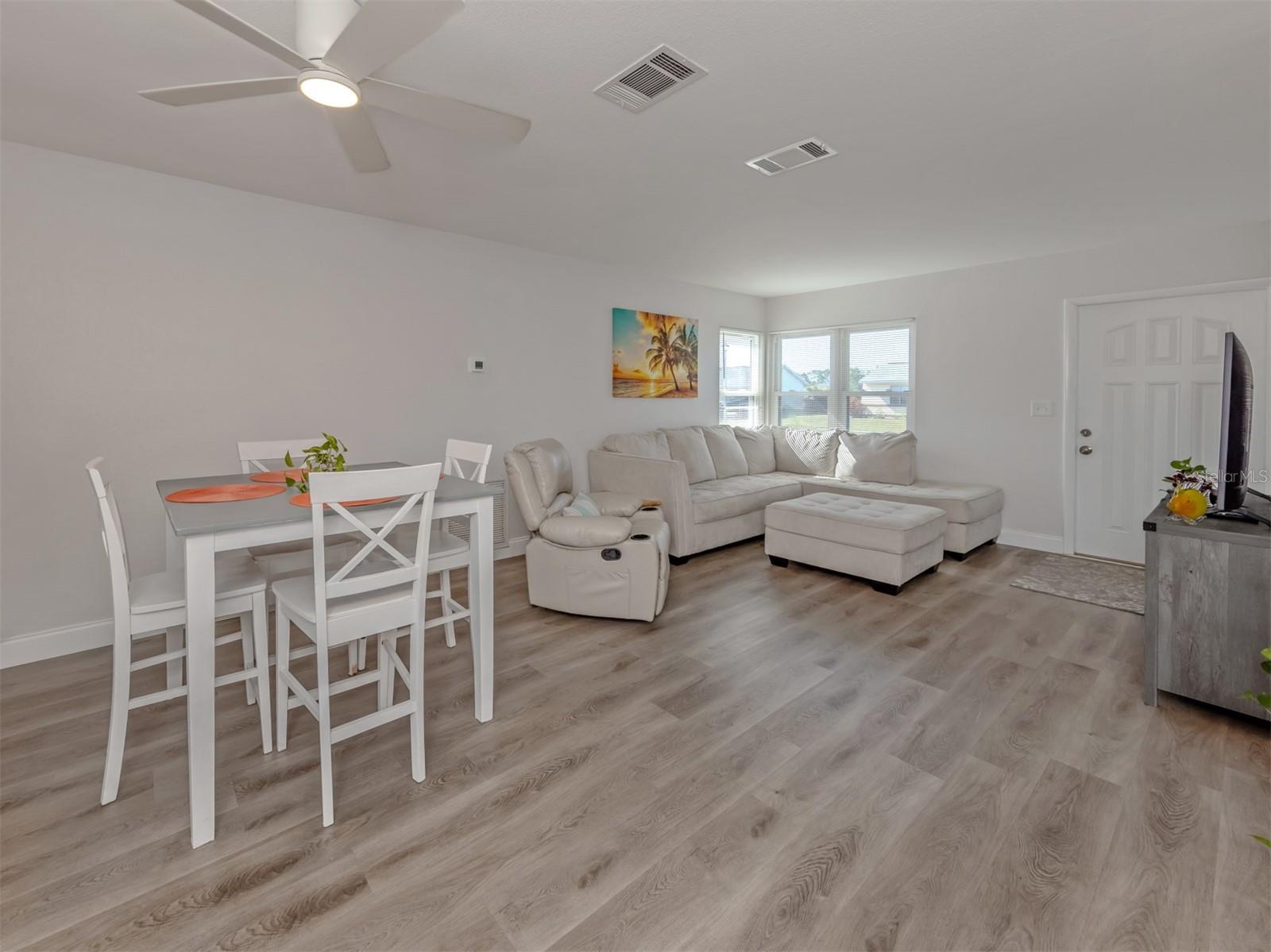 5568 Kenwood, North Port, FL 34287