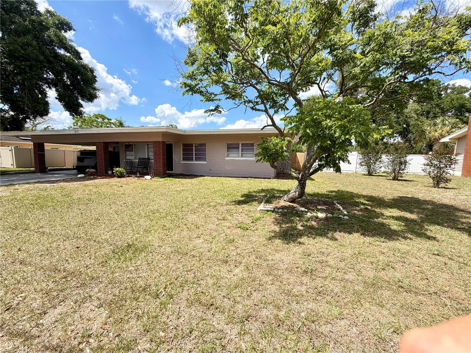 317 Avenue G, Winter Haven, FL 33880