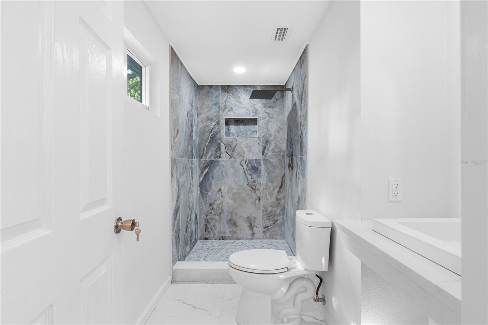 1208 Chilkoot, Tampa, FL 33612