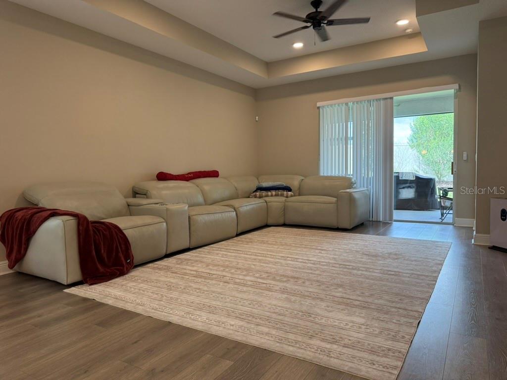 7749 Bronze Oak, Wesley Chapel, FL 33545