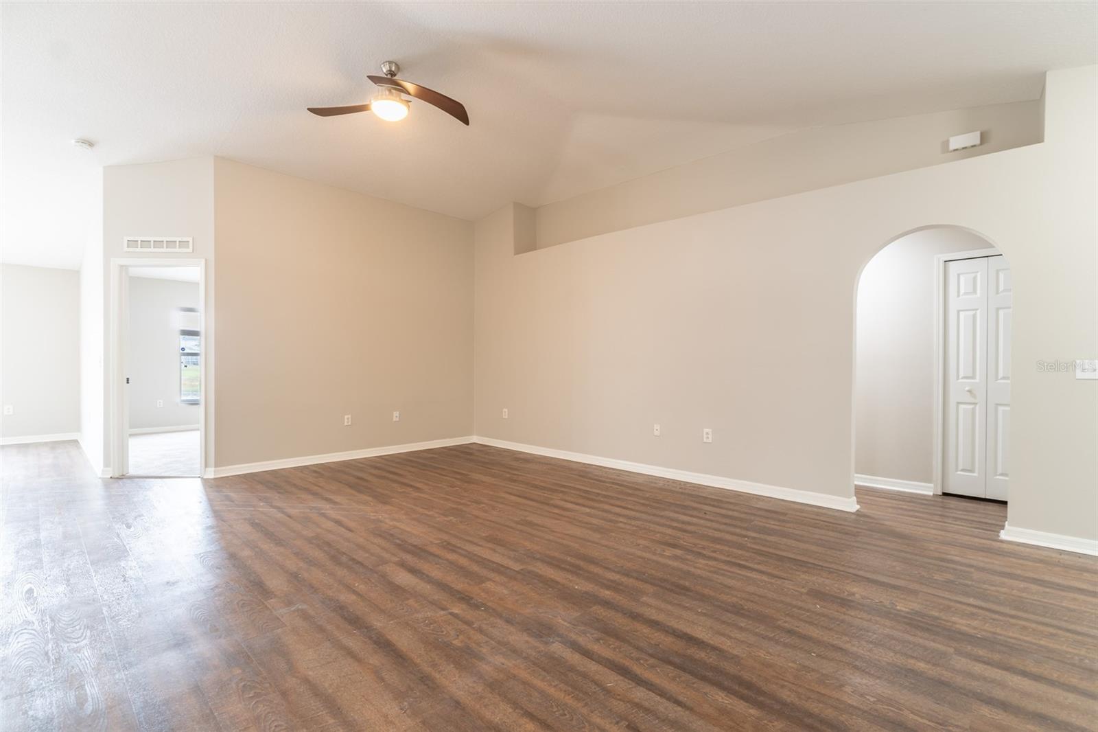 10917 Banyan Wood, Riverview, FL 33579