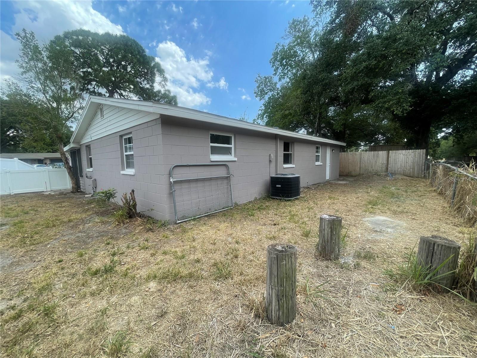 5891 93rd, Pinellas Park, FL 33782