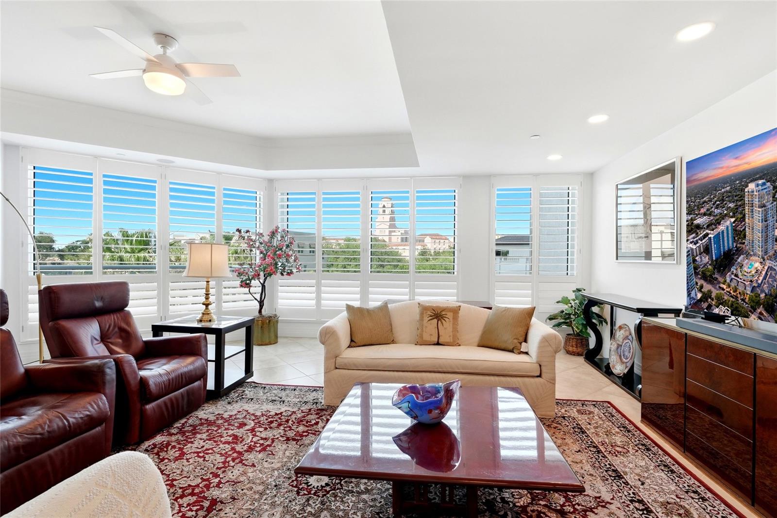 400 Beach Unit 401, St Petersburg, FL 33701