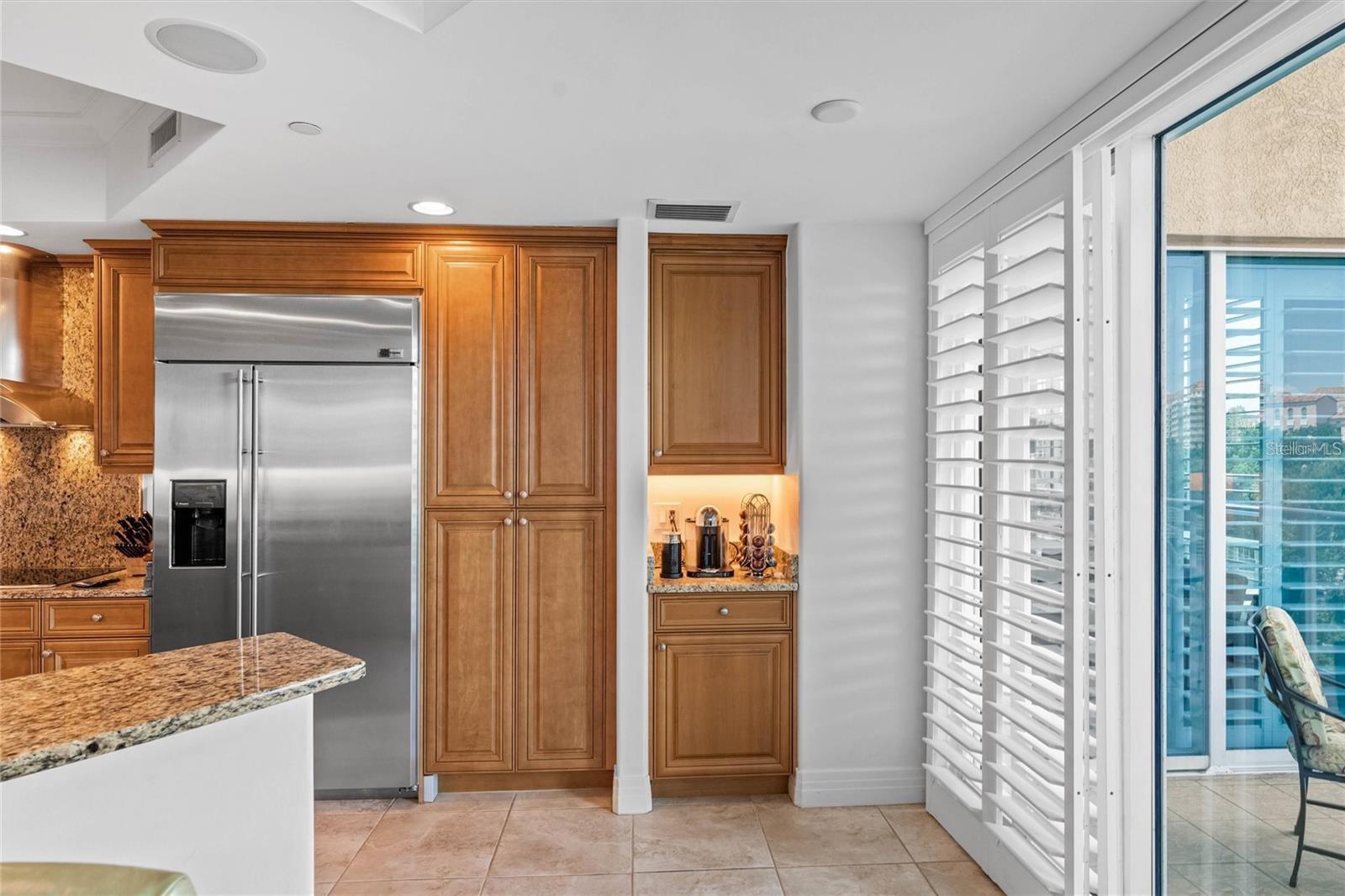 400 Beach Unit 401, St Petersburg, FL 33701