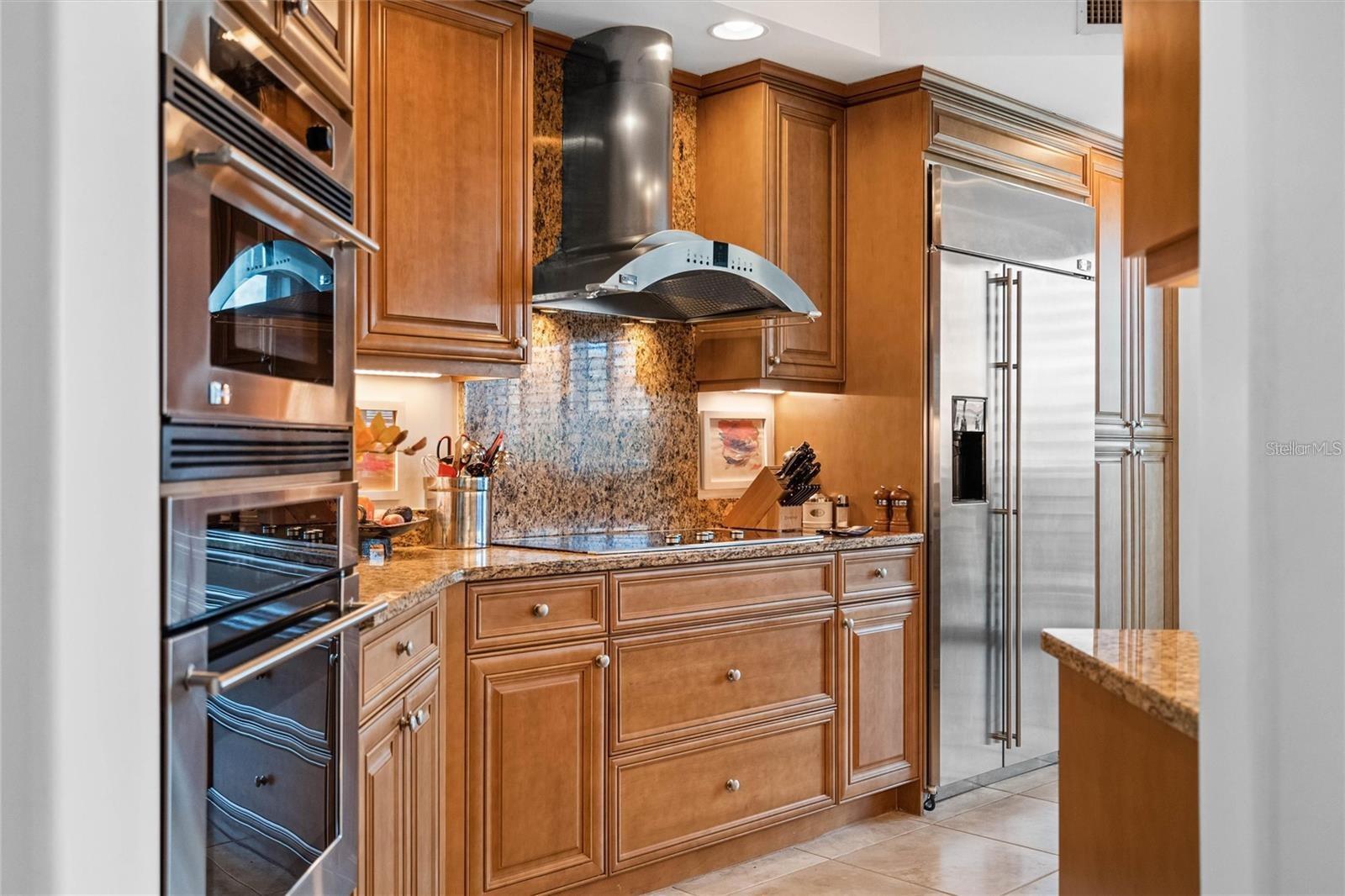 400 Beach Unit 401, St Petersburg, FL 33701