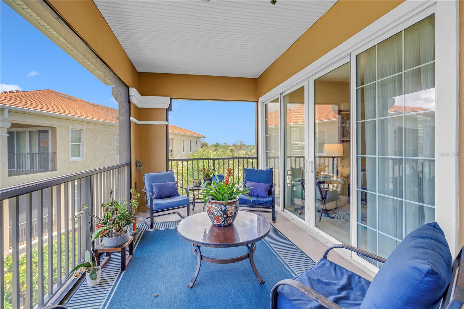 10 Franklin Unit 63d, St Petersburg, FL 33711