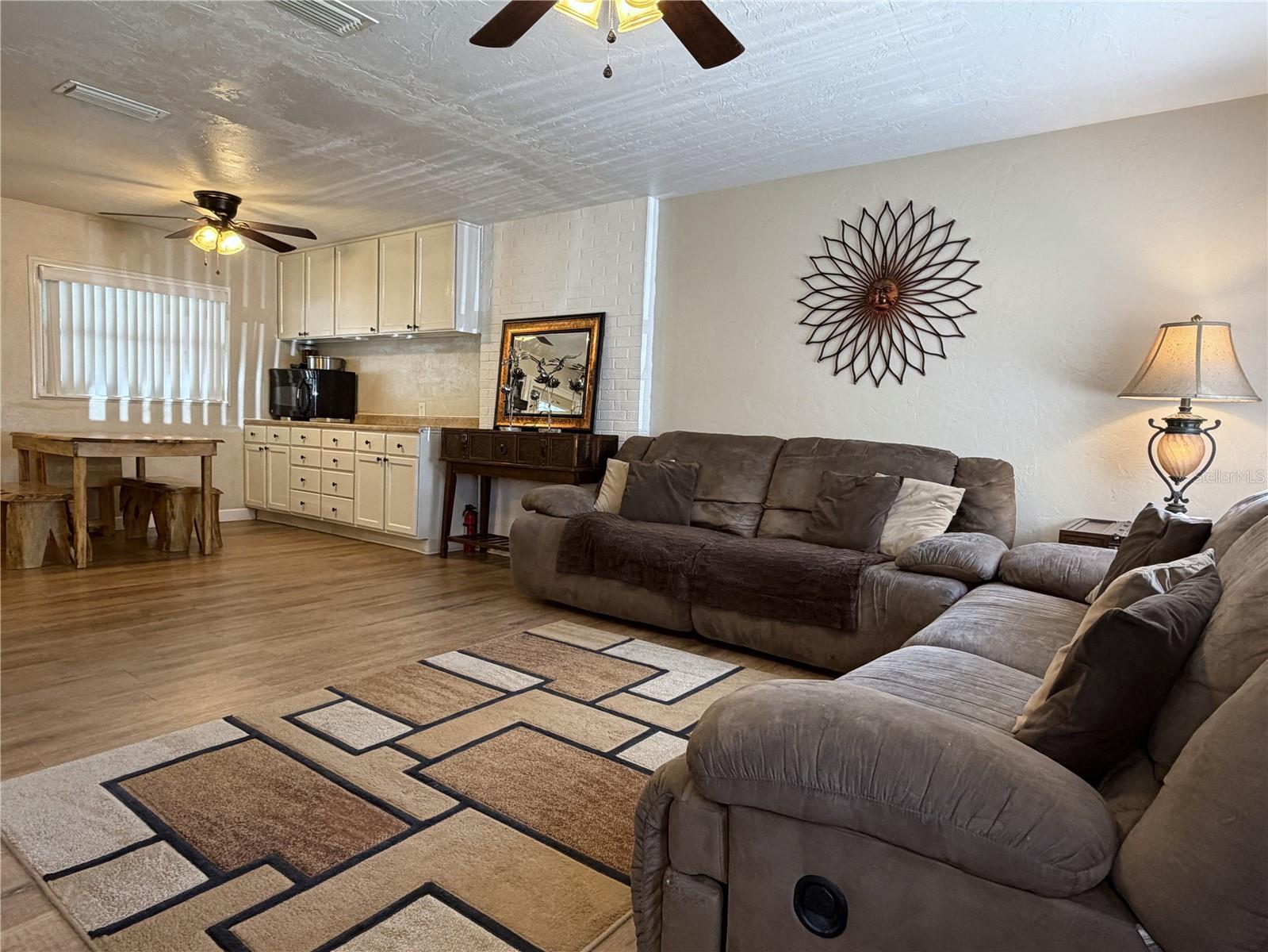 18143 251st, High Springs, FL 32643