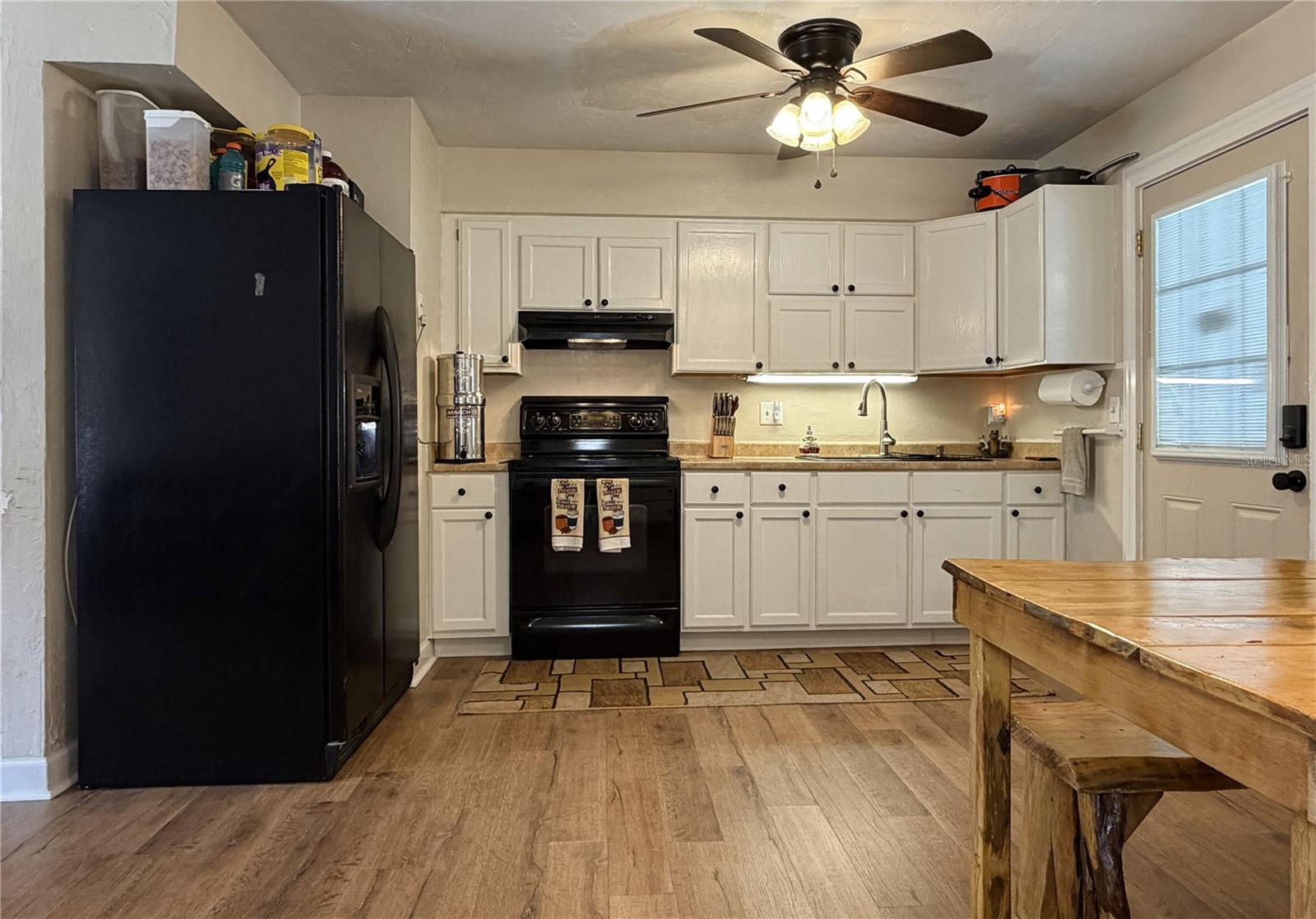 18143 251st, High Springs, FL 32643