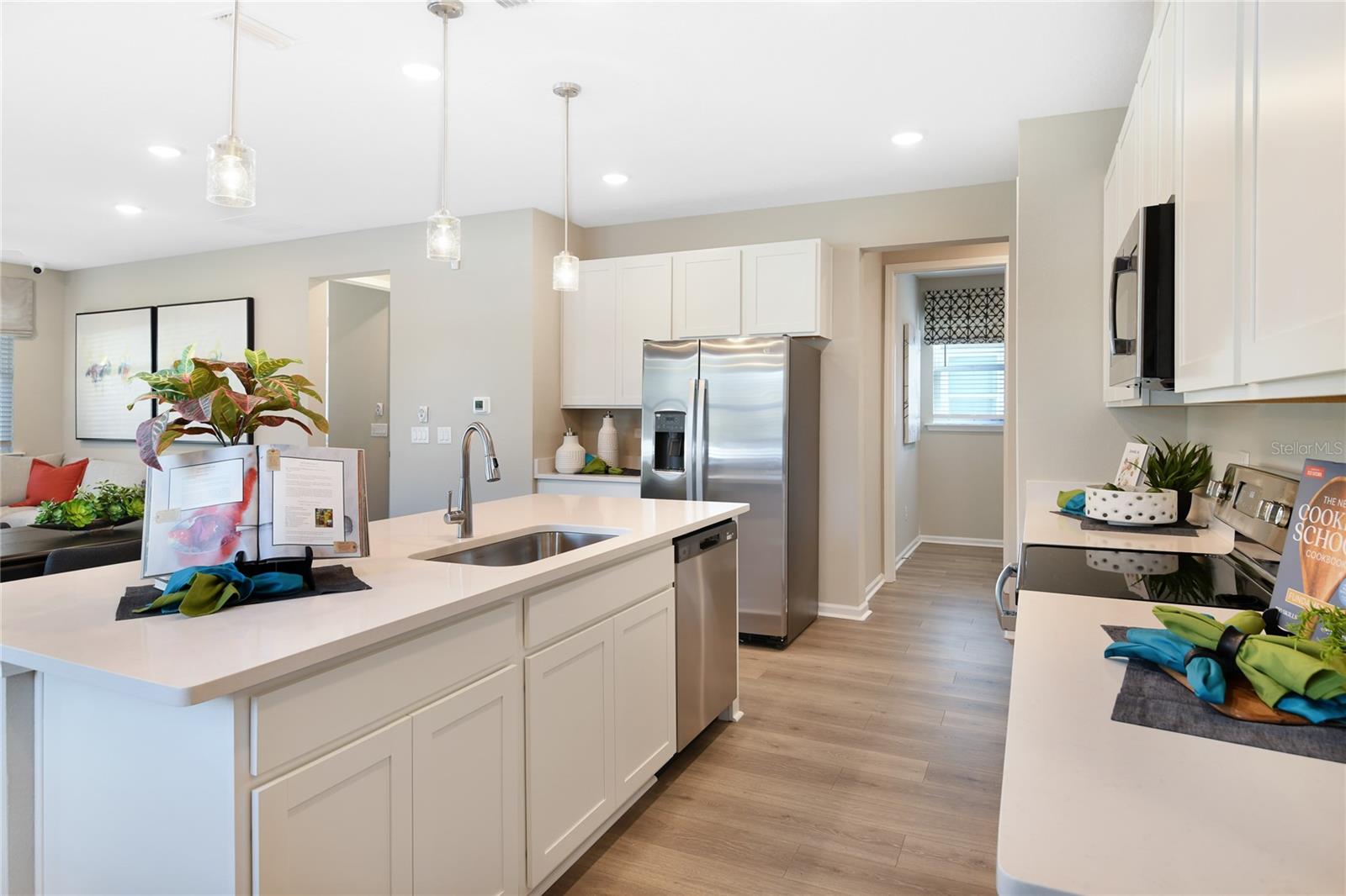 2525 29th, Palmetto, FL 34221