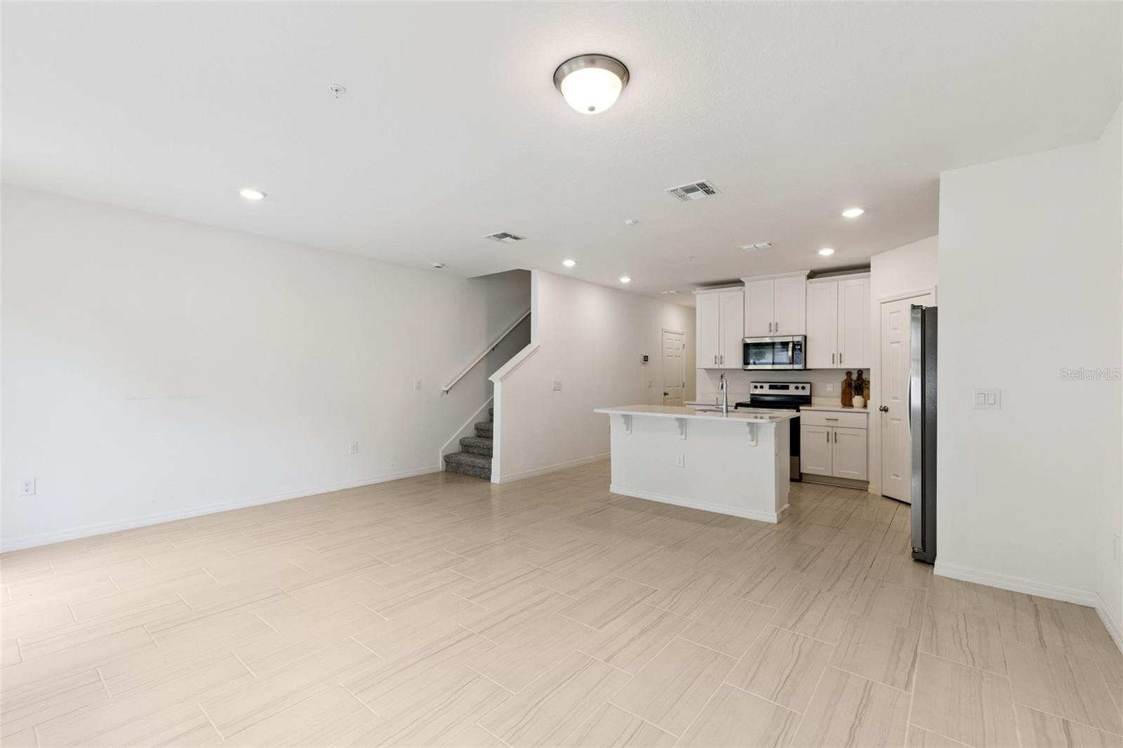 2097 Crape Jasmine, Orlando, FL 32824