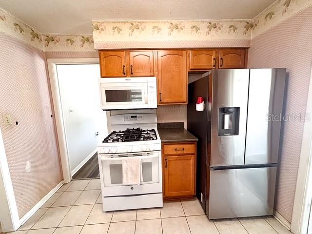 121 E Pine St, Howey In the Hills, FL 34737