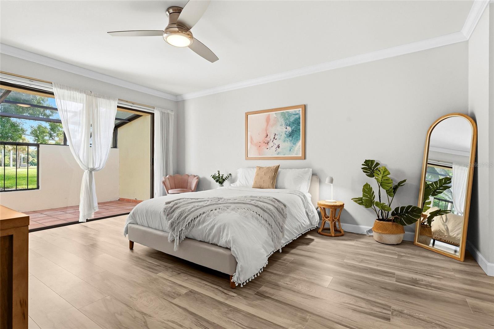 2383 Lakeside Unit D3, Sarasota, FL 34235