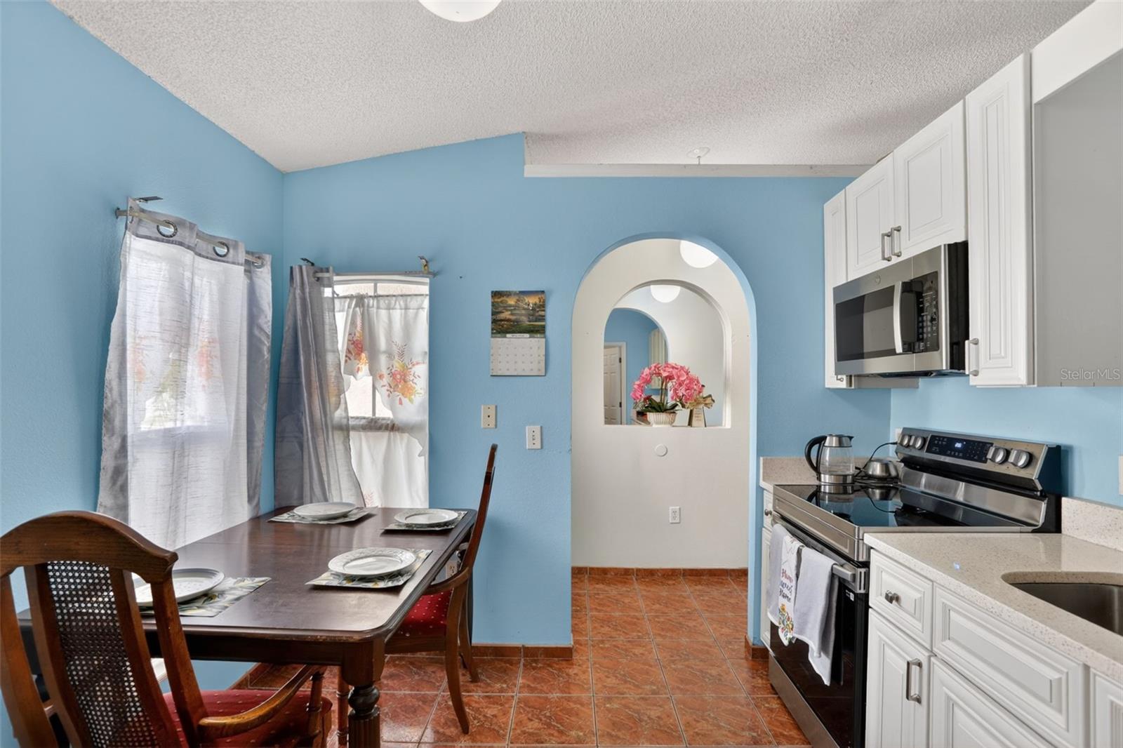 6820 Pomeroy, Orlando, FL 32810