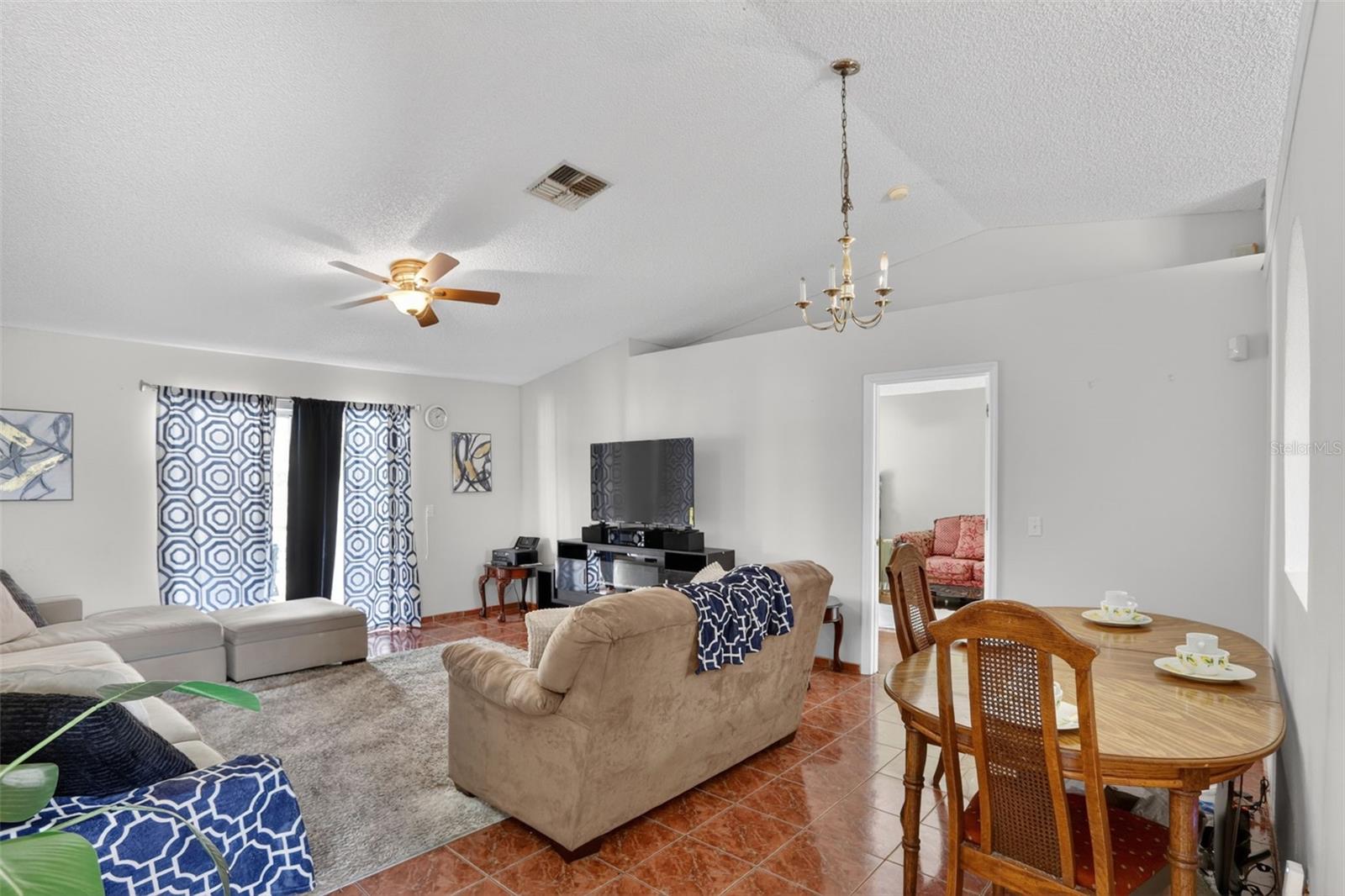 6820 Pomeroy, Orlando, FL 32810