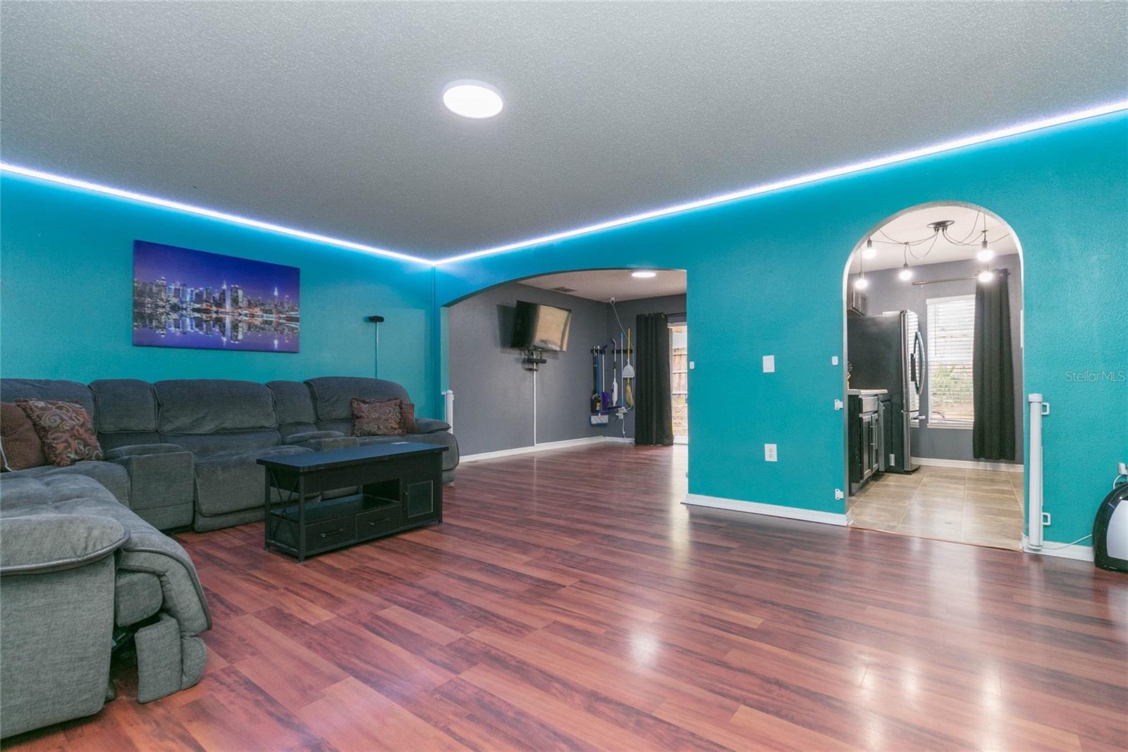 9922 Ashburn Lake, Tampa, FL 33610