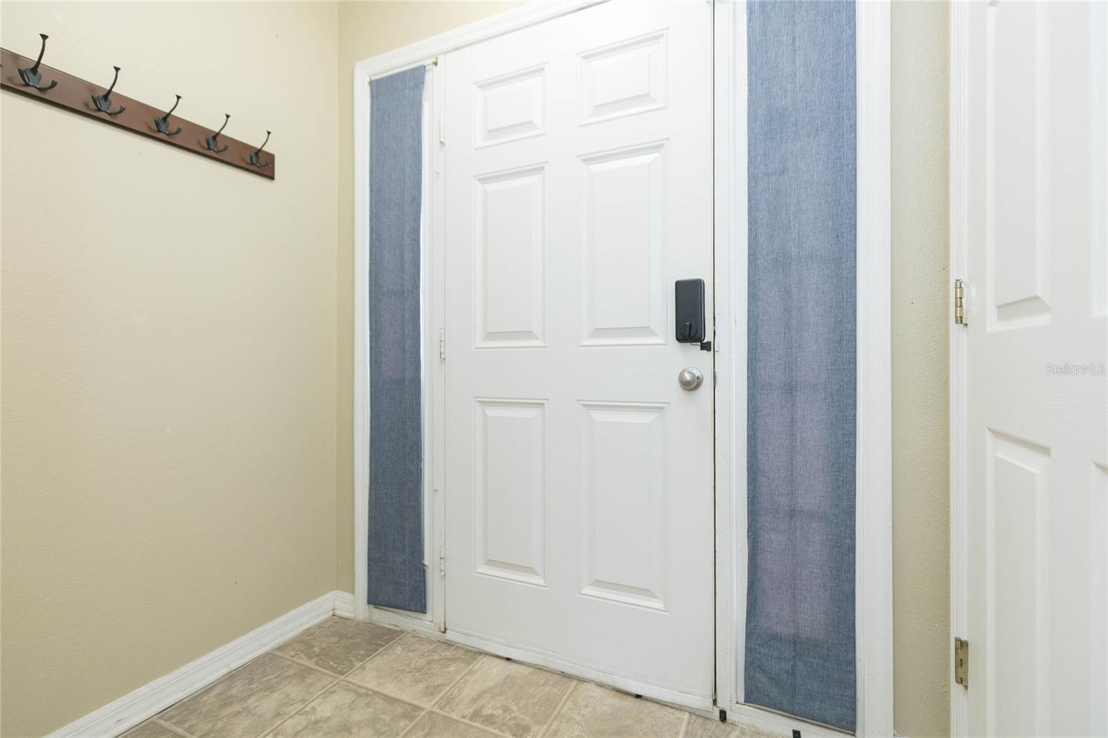 9922 Ashburn Lake, Tampa, FL 33610