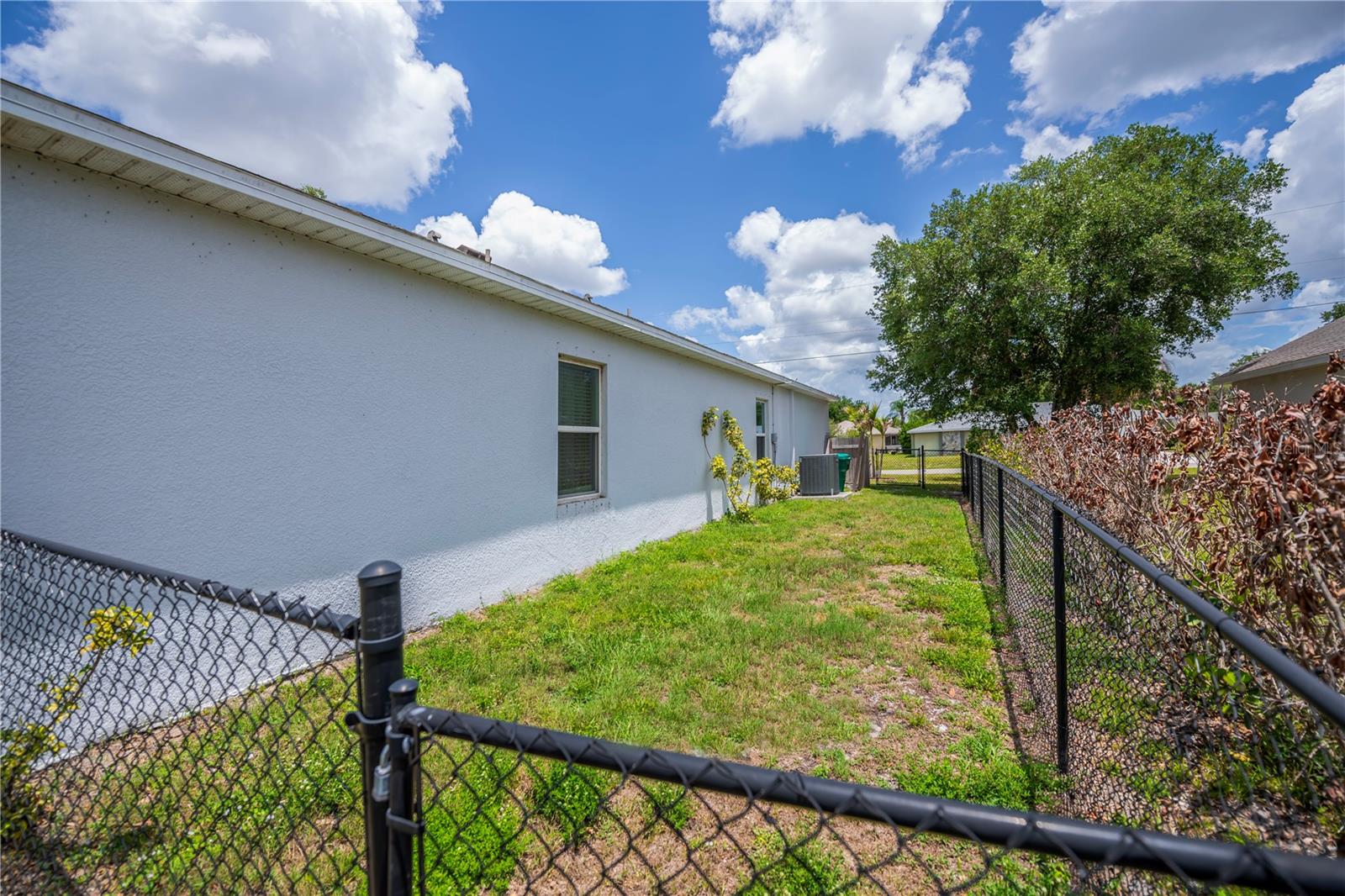 640 Encarnacion, Punta Gorda, FL 33983