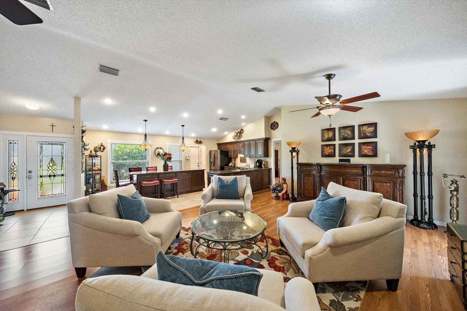 4352 Kingston, Sarasota, FL 34238