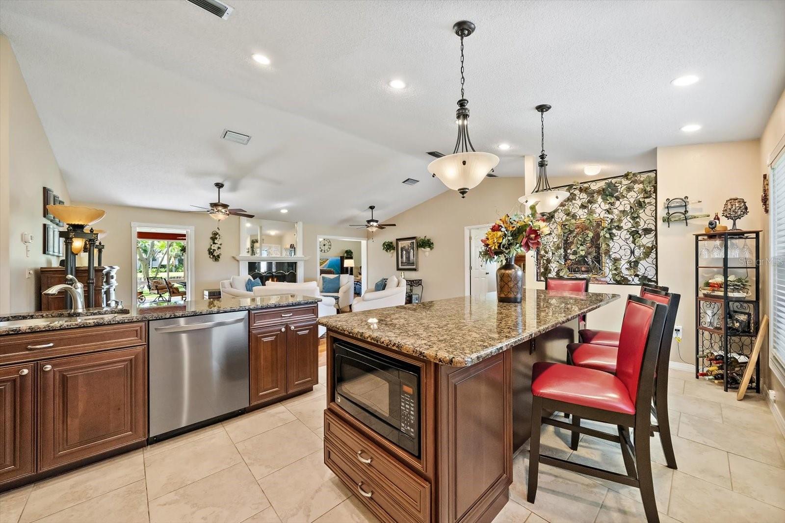 4352 Kingston, Sarasota, FL 34238