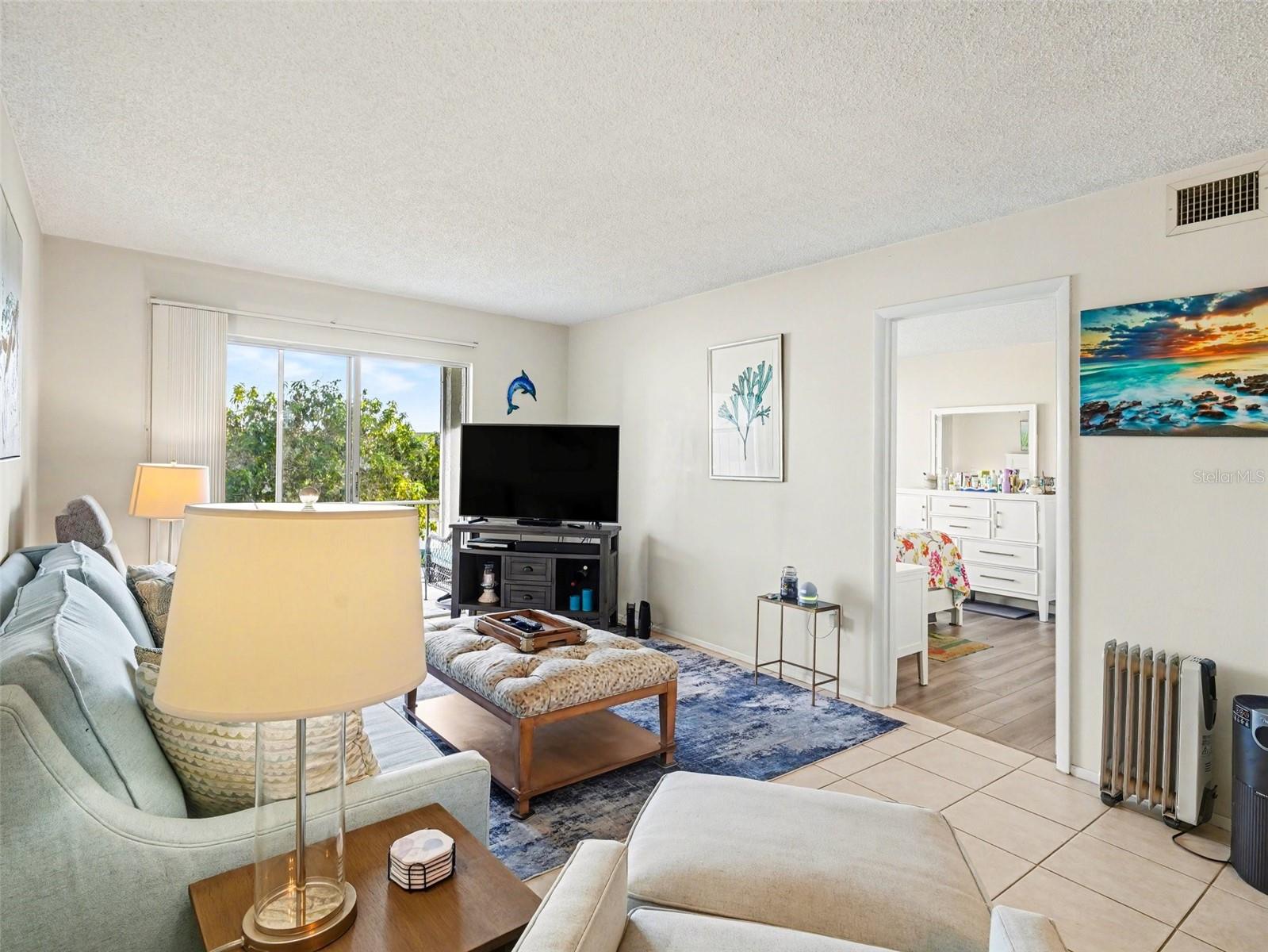 3915 Lake Bayshore Unit 306, Bradenton, FL 34205