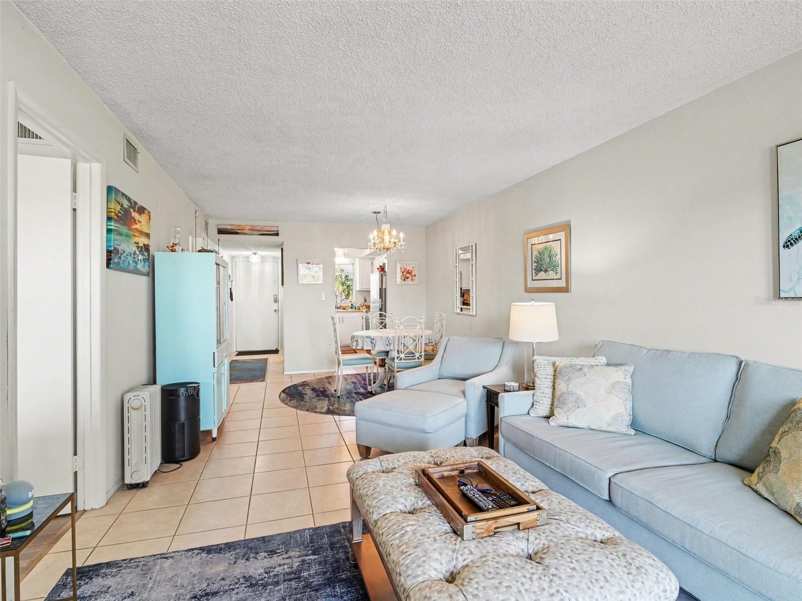 3915 Lake Bayshore Unit 306, Bradenton, FL 34205
