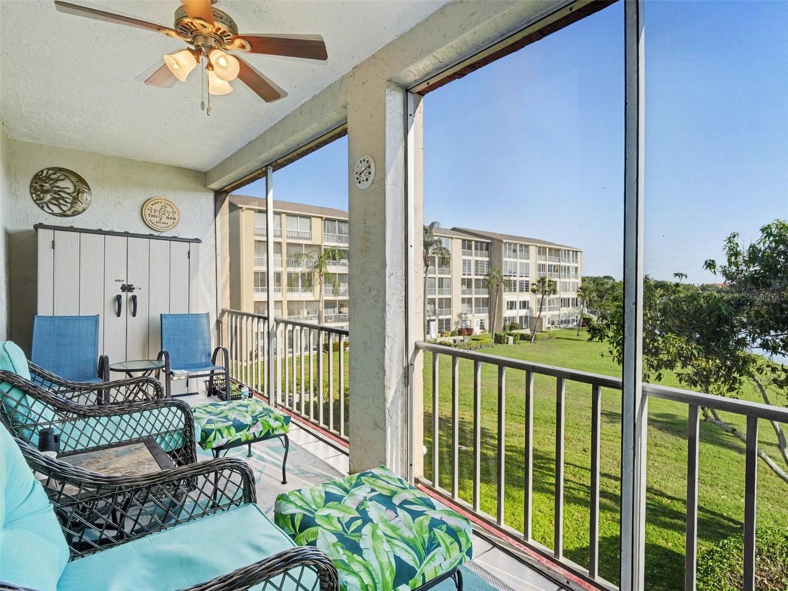 3915 Lake Bayshore Unit 306, Bradenton, FL 34205