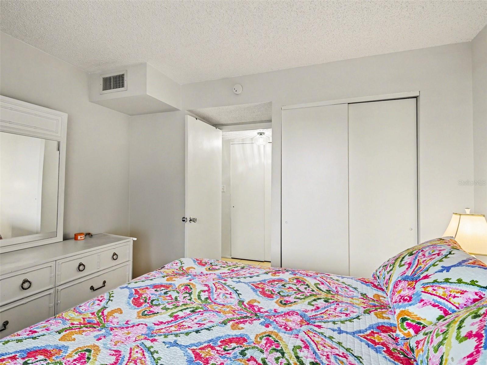 3915 Lake Bayshore Unit 306, Bradenton, FL 34205