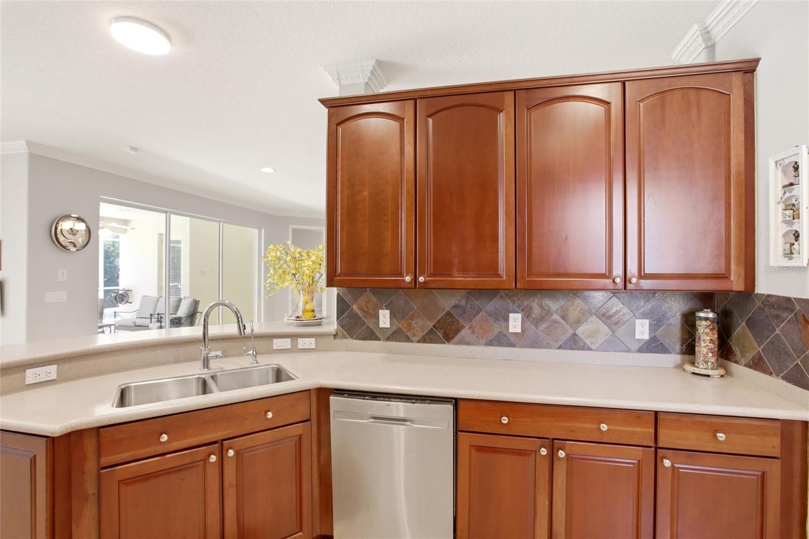7131 67th Ter E, Bradenton, FL 34203
